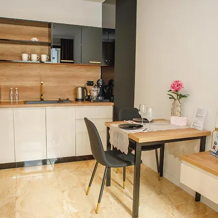 Onyx 2 Private Apartment