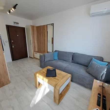 Onyx 2 Private Apartment